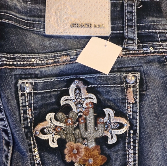 Grace in LA Bootcut Jeans – Embroidered, Embellished Cross Pocket Western Denim - Picture 4 of 5